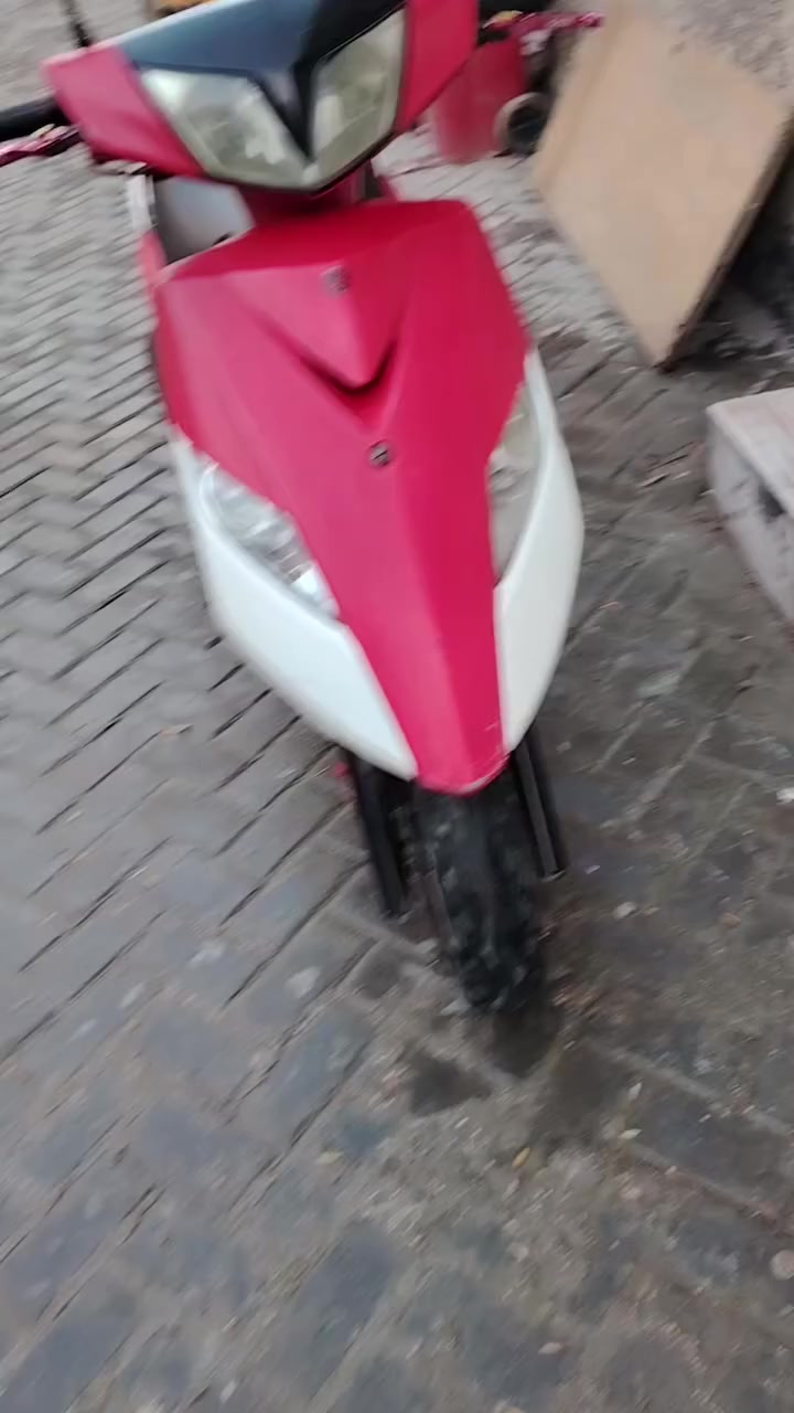 دراجه ثعلب صار شهر  من خذتهه من رمبه مستعجل عله بيعتهه 850 مكاني بغداد لمدينه ***********
