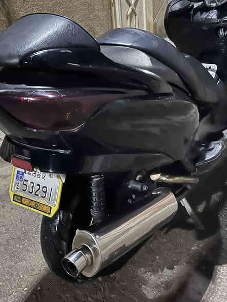 سلام عليكم للبيع دراجه فورزه صفر 8 دراجه كامله وجاهزه من كل النواحي كهربائيات ومكينه مكفوله شواصي مكفوله بيها تزويد صالصنه حلزونيه اصليه وبيها كامره اماميه وخلفيه بس يحتاجن ربط وبيها داش كام دراجه نكره بكل وقت رايدها بـ مليون و50 وبيها مجال للشراي *********** مكاني شعب
