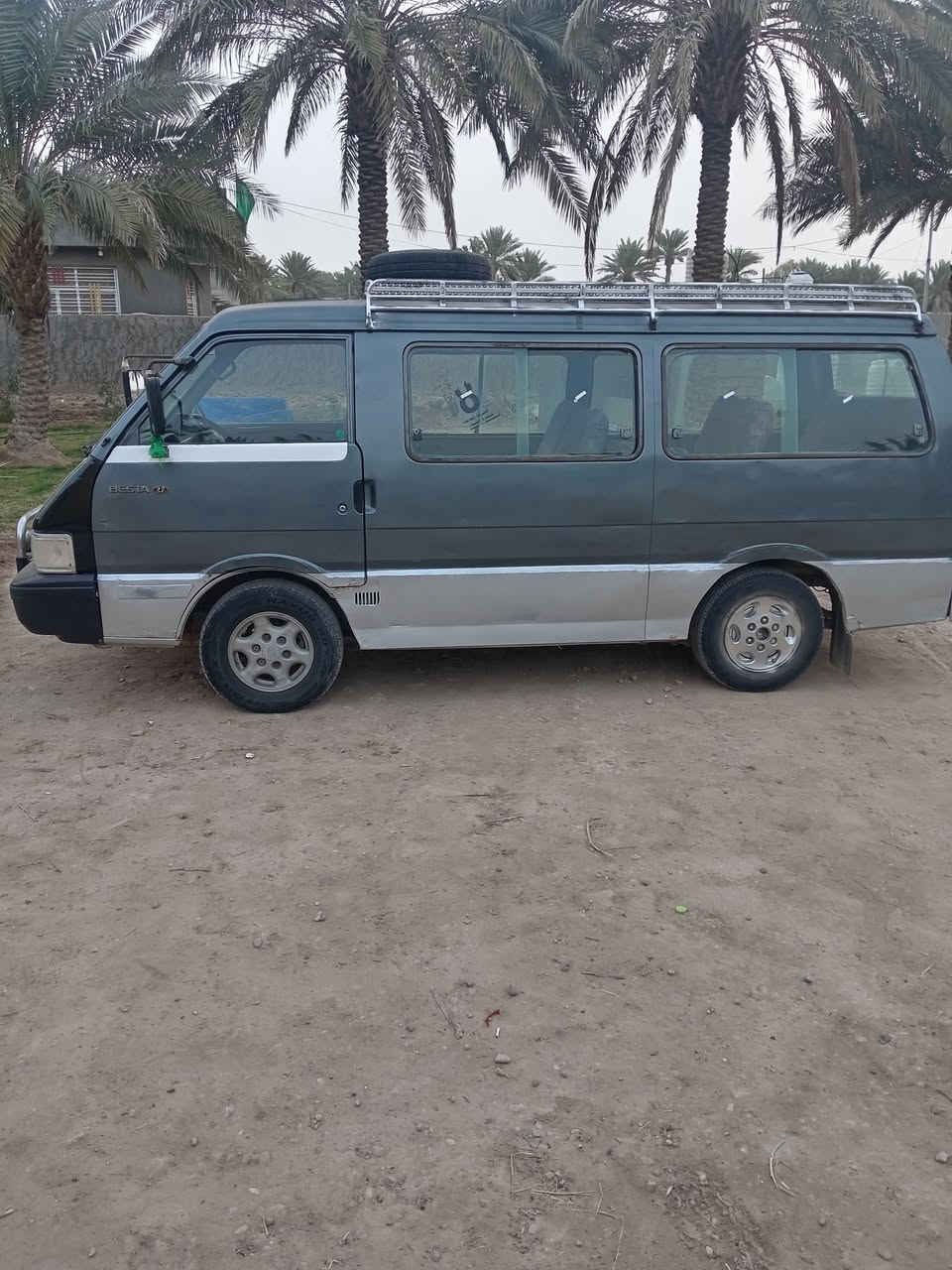 السلام عليكم كيه بسته للبيع موديل 93 كير ومكينه واكسن كفاله شواصي بس واحد معمر  كهربائيات ماسحات واشاير كله شغاله سنويه صاقطه ب 23 هيئه ومرور مامطلوبه ولا ربع بيه خط وبحث امصفره سياره كبل للشارع ماذب عليه ولاربع  رقم احمر بابل سعر 25 وبيه مجال ومالكه يمي مكاني بابل سوق دوهان ***********
