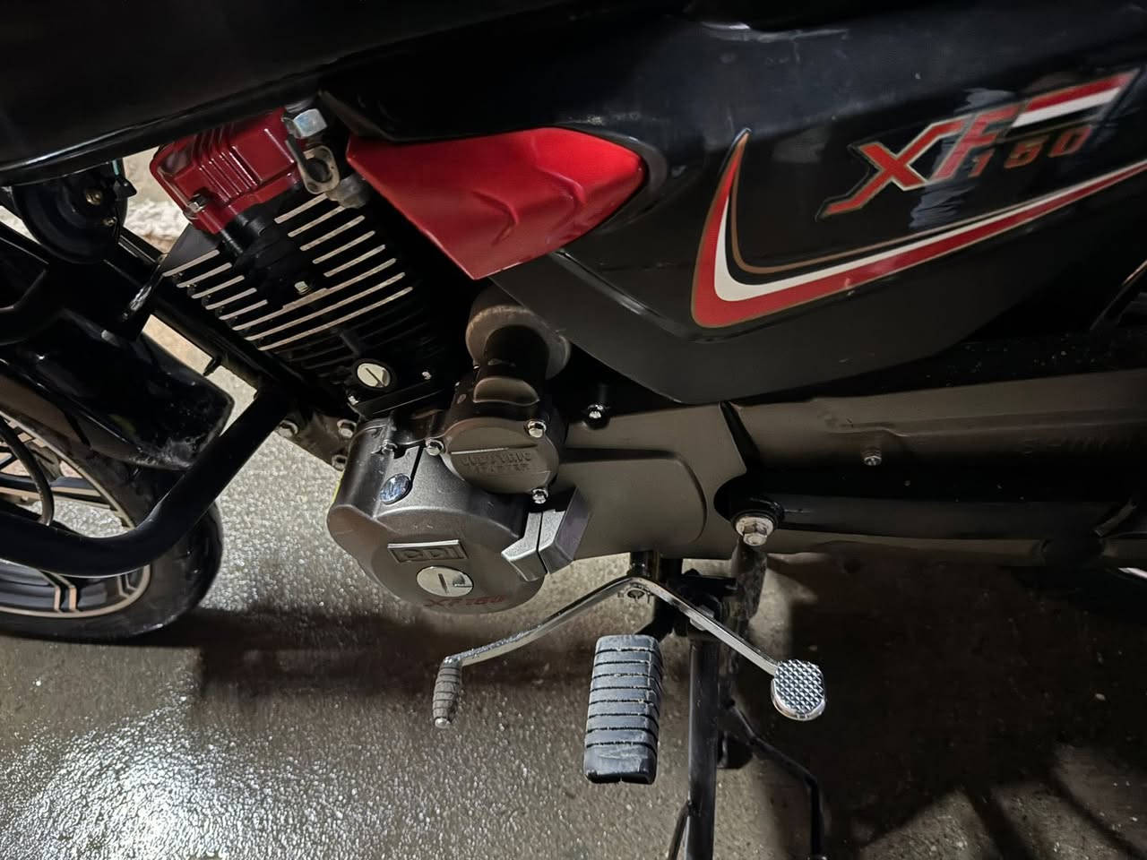 🔴دراجه شاينك للبيع 🔴
عنوان الدراجه موصل نبي يونس 📍

✔️دراجه شاينك 5 كير سلف هندر
✔️ مرقمه رقم نينوى لوحات انكليزي
✔️ثاني يوم احوال محرك 150
✔️كفاله عامه من كير مكينه شاصي 
✔️دراجه نضيف كامله مكمله
✔️ دهن ابداله امزويل 1/1 دراجه 
✔️موديل 2025
✔️ماشيه 9000
✔️كهربائيات كلها شغاله فول الفول
✔️مابيه اي نقص
✔️ماطور جاهزه
✔️السعر مليون 850
✔️ العنوان موصل نبي يونس 
 ✔️ اهل ال مليون ونص لا اتعب نفسك اصلا ماابيع اهل القساط لا تعب نفسك و لاتلح ماابيع 
        مع تحياتي للجميع 

للتواصل عل ارقام ما تتواجد عل فيسبوك ولا ماسنجر

اتصال 📞 ***********

اتصال 📞 ***********
