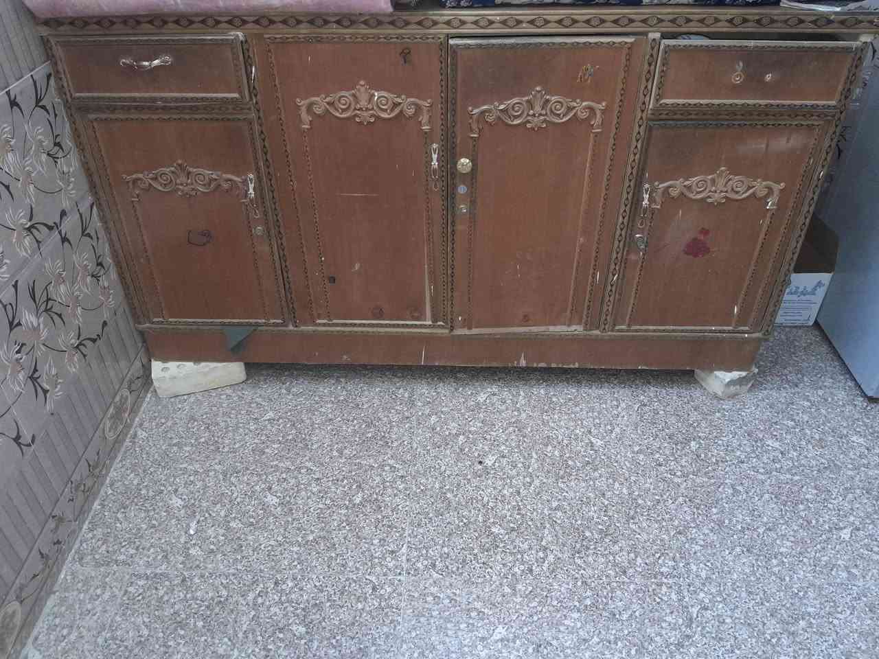 غراض للبيع نضيفات تخم ملكي ١٠ مقعد سعره سعره ٢٥٠ وبي مجال كونتر  مع سنك ٣ قطع سعره ٢٥٠ وبي مجال
ثلاجه ١٠ قدم شرط الفحص وبعده بل ضمان ٢٠٠ وبي مجال ومبرده نضيفه آفاق سعره ٢٠٠ وبي مجال  تنور ستيل سعره ٢٥ 
قريوله حديد ثقيل ٢ملم نفر سعره ٥٠ وبي مجال بوفيه سعره ٧٥
غراض للبيع نضيفات تخم ملكي ١٠ مقعد سعره سعره ٢٥٠ وبي مجال كونتر  مع سنك ٣ قطع سعره ٢٠٠ وبي مجال  مكاني بغداد الدوره البعيثه ***********
