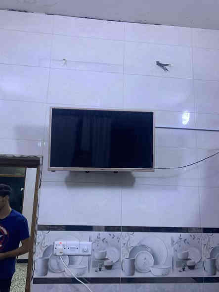 بيت مؤثث لل أيجار مساحه 140 متر
غرفتين نوم وصاله واستقبال وخدمات
وباقي التفاصيل موضحه بل فديو
العنوان شارع المله بجوار الملعب 
سعر الايجار 900
للأستفسار ***********
