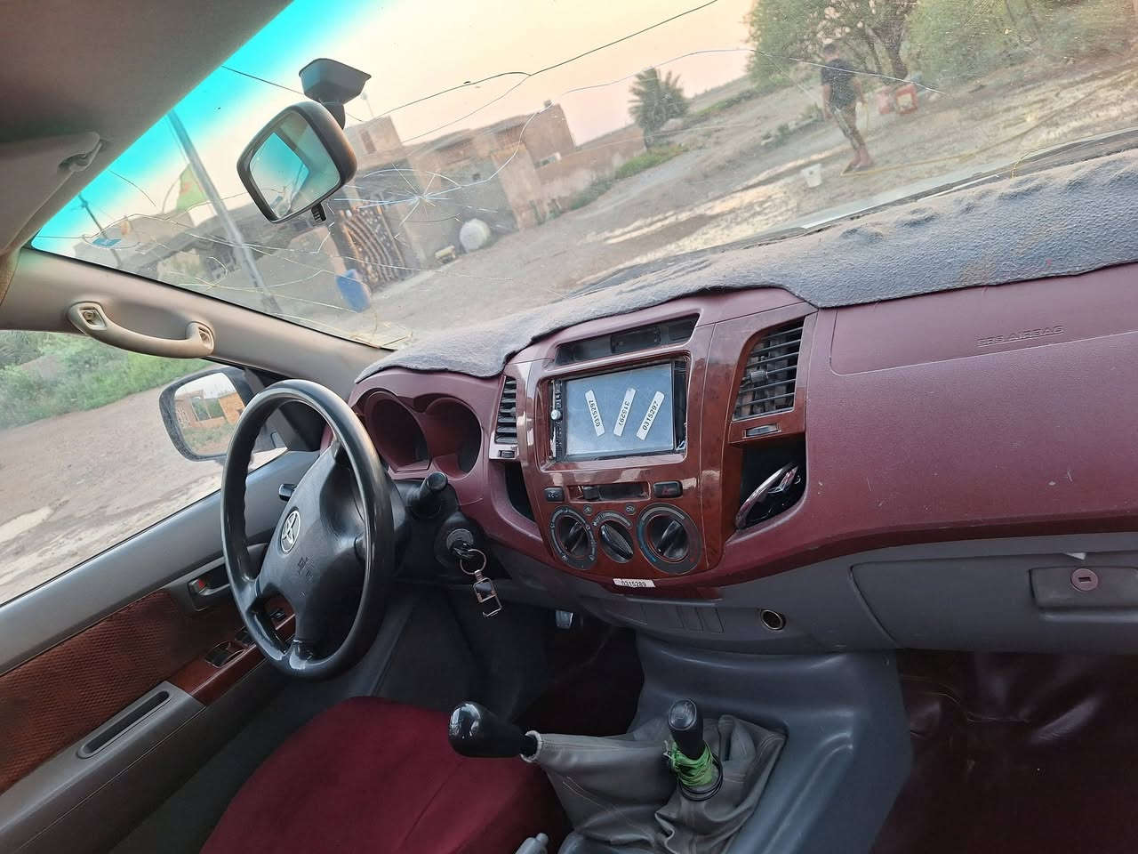 بسم الله الرحمن الرحيم
للبيع تيوتا فور ويل موديل ٢٠١١ رقم واسط نضيفه جدا محرك كير اكسل مكفول كير عادي مكان علي الغربي سعر ١٦٥ بيه مجال بسيط
***********
***********
