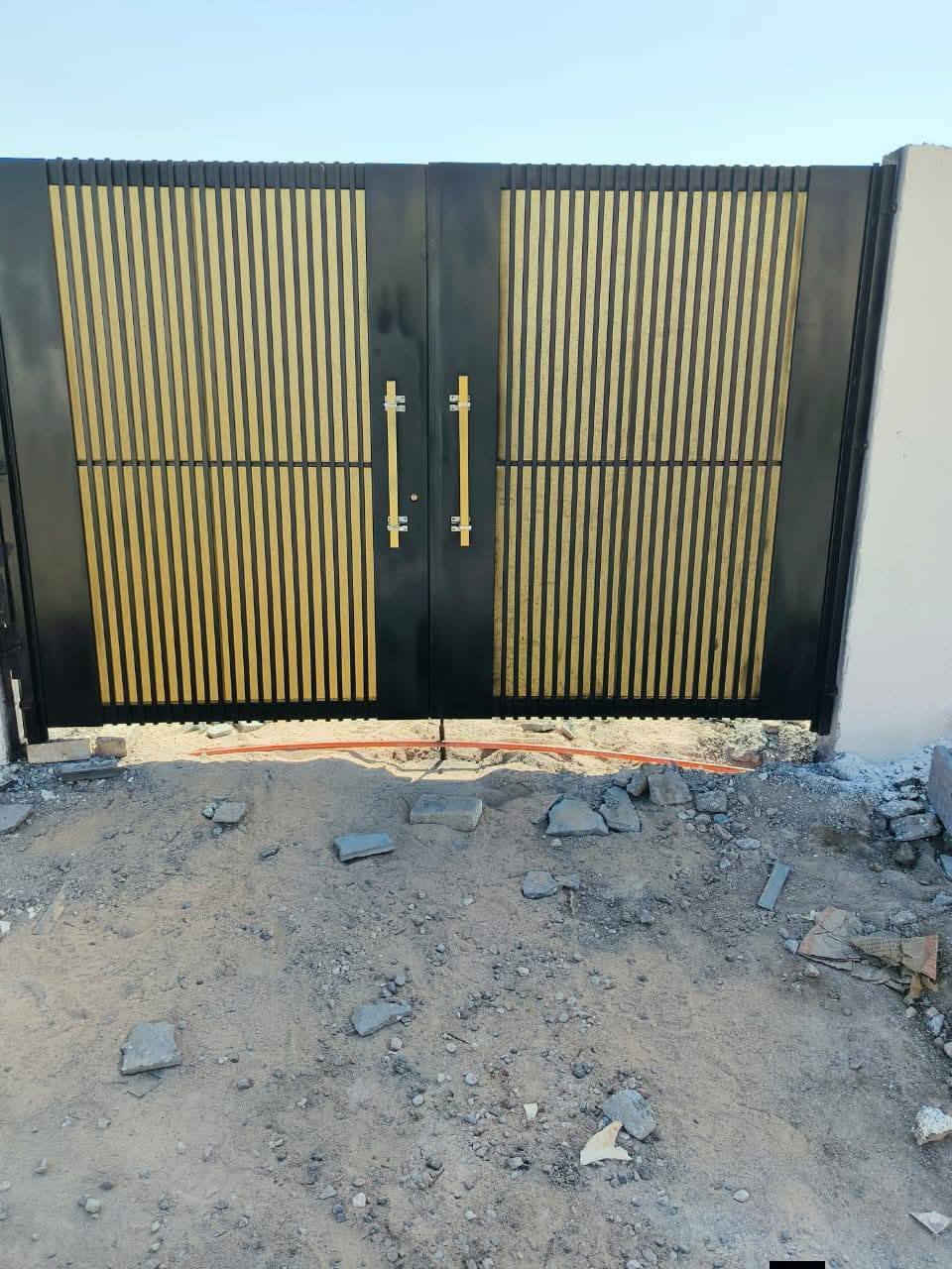 حداد متنقل
لعمل كافه انواع الحام ابواب شبابيك محجرات سقائف

ابراج واجهيات ابراج محميات و مراجيج مع كافه عمل التصليحات
واتسابي***********
