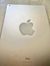 آيباد ٩ • ٦٤ • نظيف