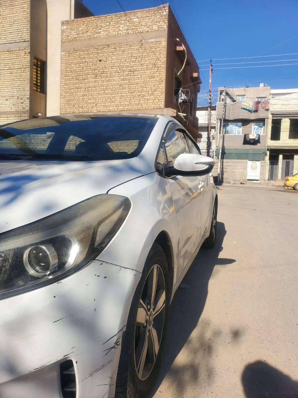 سلام عليكم من رخصت الادمن كيه سيراتو موديل ٢٠١٧ وارد خليجي سياره فول ماعده الفتحه تبريد بيانو بصمه تشغل تبريد بالكشنات مفوله سياره مكينه كير مكفولات مكان ثعالبه ***********
