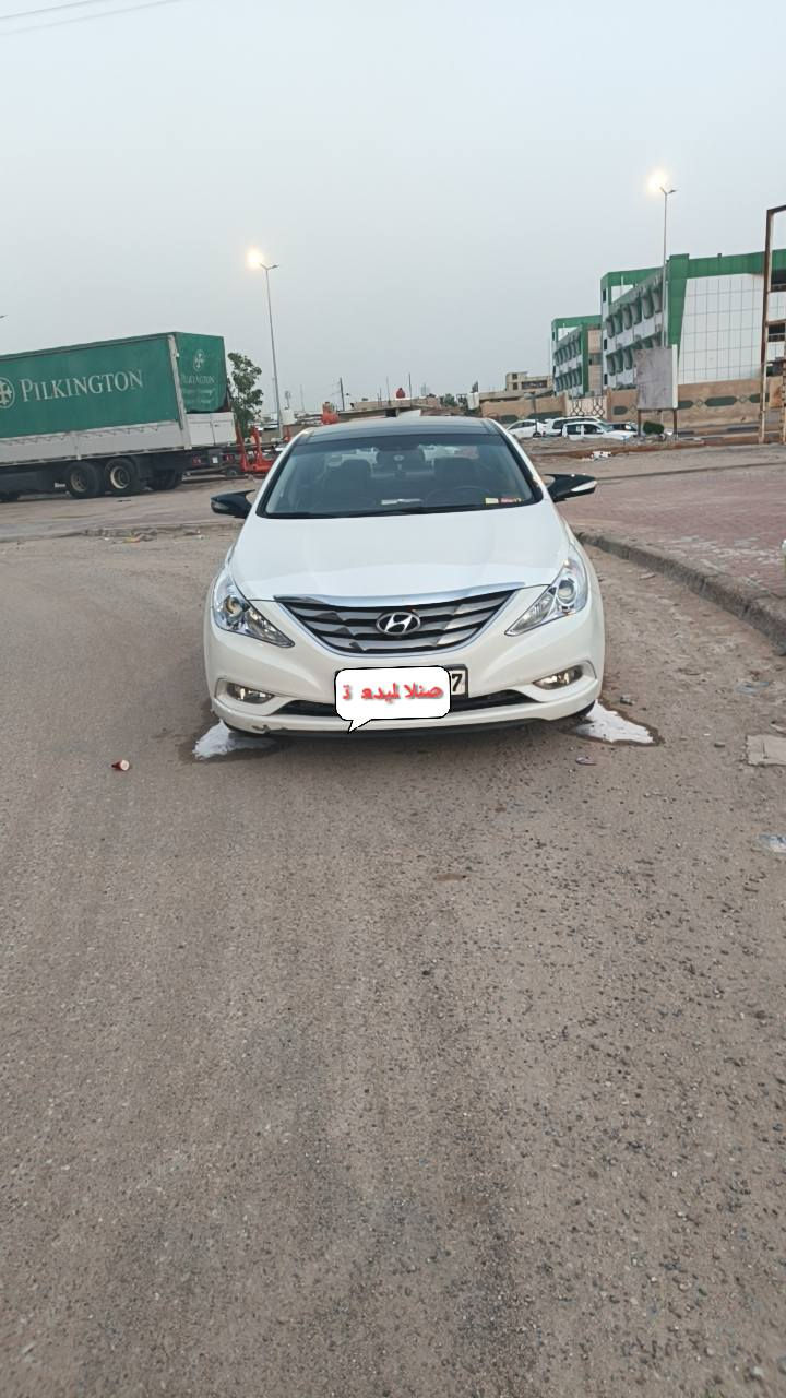 سوناتا أدوات فول فول موصفات محرك ألفين دوش بانزين 
مكينه وكير وحداديه وتبريد قطعتين دخول جديد ماتذب عليها ربع جاهزه من كل النواحي أرقام وسنويه أربيل 
السعر 57وبيها مجال  مكاني بصره 5ميل
***********
