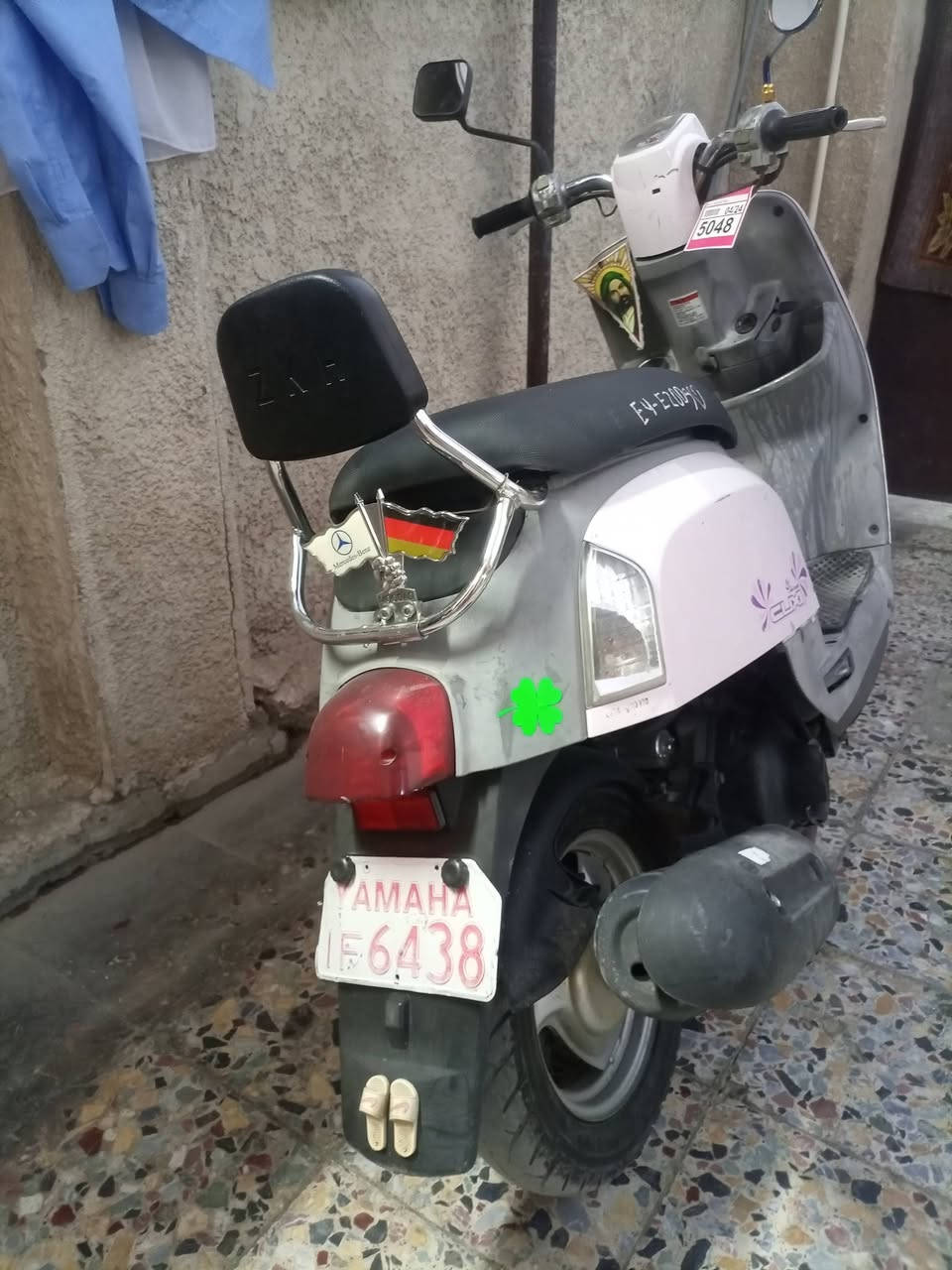 سلام عليكم  دراجه ماكس بوليس نوزل  
مكفوله كفاله عامه  اي نقص مابيها دراجه مال رمبه نضيفه كلشي شغال بيه 
السعر ٩٥٠ وبيه مجال المو شراي لا يطبلي 
مكاني دوره ابو دشير ‏‪***********‬‏
