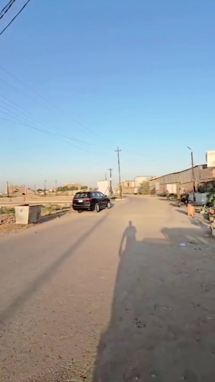 السلام عليكم حياكم الله 🌹
▌│█║▌ 969 ║▌║▌║
🔥 فرصة مميزة للسكن أو الاستثمار 🔥
📍 بغداد / الراشدية / منطقة البدعة 🏡 دار للبيع بمساحة 660 متر
✨ مساحة كبيرة ومناسبة لبناء سكن فاخر ✨ موقع مميز وسهولة وصول ✨ واجهة ممتازة ومنطقة هادئة ✨ قريب من المدارس والأسواق والخدمات ✨ مناسب للسكن العائلي والاستثمار ✨ فرصة نادرة ضمن منطقة تشهد توسعاً عمرانياً مستمراً
🌟 إذا كنت تبحث عن موقع مميز ومساحة واسعة في الراشدية، فهذا العقار يعد من الفرص المميزة المتاحة حالياً.
🎬 باقي التفاصيل والمواصفات داخل الفيديو
📞 للاستفسار: *********** ***********
🙏 مع الشكر والتقدير أبو أيمن للعقار
#أبو_أيمن_للعقار #بغداد #الراشدية #البدعة #دار_للبيع #عقارات_بغداد #عقارات_العراق #استثمار_عقاري #فرصة_استثمار #شراء_دار #عقار_مميز #نصف_دونم #الراشدية_بغداد
