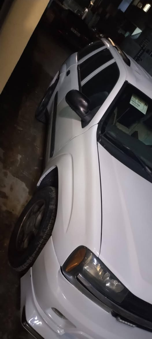 بلايزر 2005 للبيع مال مزاد شرط الترقيم بيها كتاب من وزاره الداخليه كير ومكينه بطه 3000 في في تي وطخم وتايرات وزنون وشاشه  كلها جدد السياره متعوب عليها السعر 63 وبيها مجال قليل وترهم مراوس مكان السياره موصل غير متواجد على الفيس
***********
***********
اتصال و واتساب
