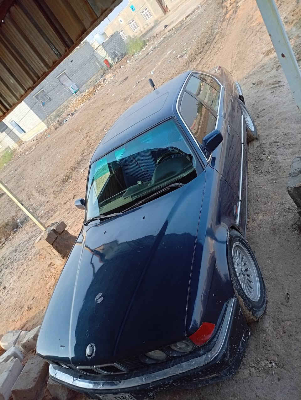 السلام عليكم
#للبيع سياره BMW 

#موديل 1990

#لون اسود كحلي 

#فئة 735 

#محرك 3.5 BMW بلاد 6سلندر 

#كير أوتوماتيك نضيفات كلش 

#حداديه 90%

#كفاله عامه 

من الكص والنقل والعيب الشرعي 

 والضربه القويه كشرها كلش نضيف وحلو 

#كهربائيات كلها شغاله 

#منضومه تبريد كامله وشغاله نقص غاز فقط 

#باتري جديد قبل شهر اشتريته 

#ويل شعاع 

#سياره جاهزه على اخر حبايه تجي تنكر سلف وتطلع 

#رقم بغداد صدامي اتكفل بغرامات وتحويل وذا تريد وكاله عامه باركود 

السياره بالحقيقه احلى وانضف 

(#سعرها 40وبيها مجال للشراي)

وترهم مراوس شعندك نزل 
مكاني ناصريه سوق الشيوخ 
رقمي ***********
