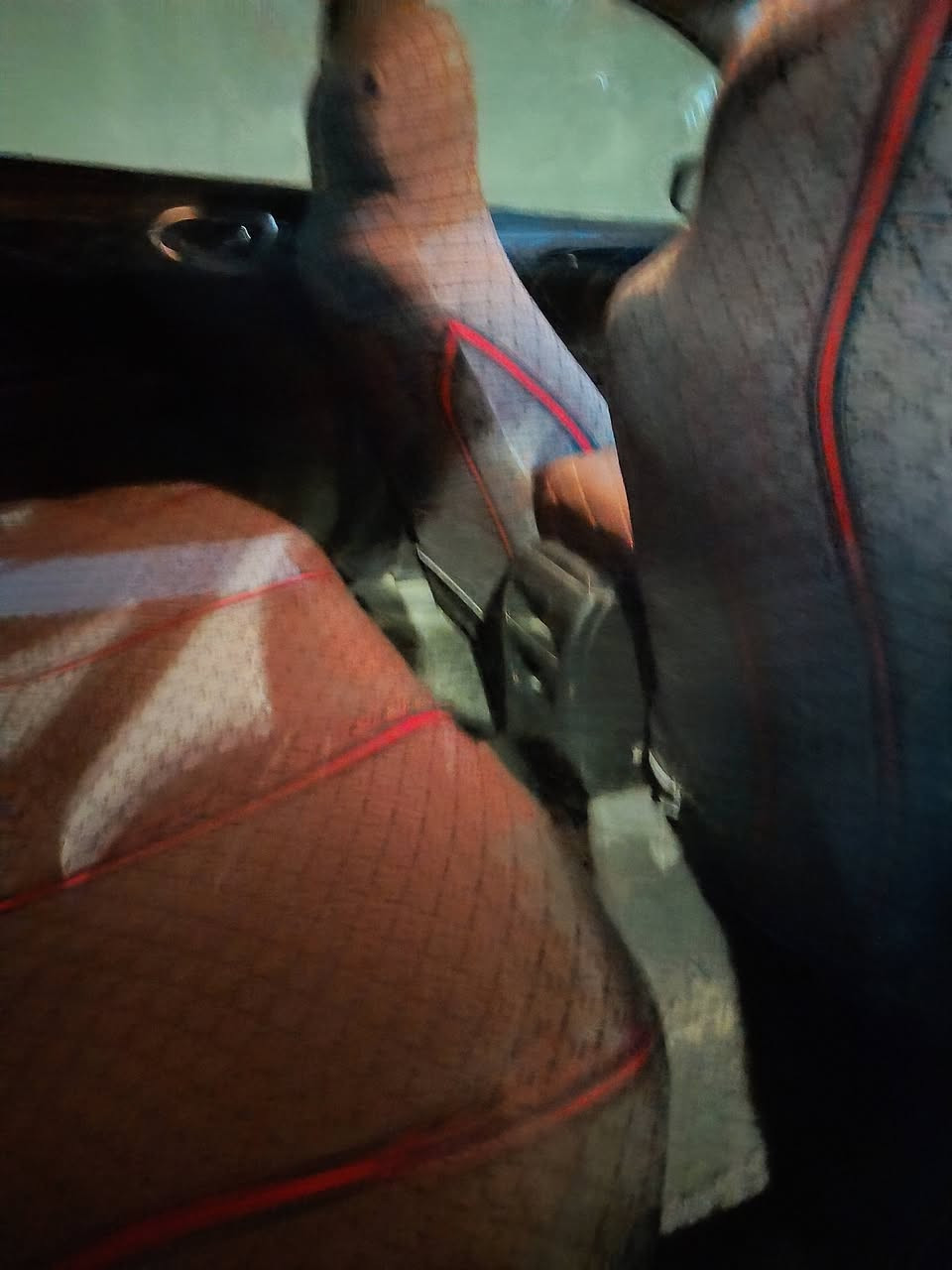 ا
السلام عليكم نيسان سنترا موديل ٢٠١٨ واراد أمريكي السيارة متجاية السعر ٧٥ ورقة وبية مجال الاتصال على الرقم ***********
