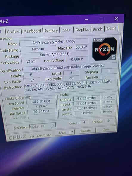 ‎ للبيع PC ألعاب + شاشة Philips 27” 🔥

‎جهاز، نظيف وشغال بدون أي مشاكل – مع شاشة حجم كبير 27 إنش من Philips.  165hz

‎💠 مواصفات الجهاز:
‎ • المعالج: AMD Ryzen 5 3400G (Mobile)
‎ • كرت الشاشة: NVIDIA GeForce GTX 1660 Ti
‎ • الرامات: 16GB
‎ • التخزين: M.2 SSD 1TB
 /
‎ • الحالة: الجهاز نظيف جداً بدون حرارة أو تهنيج

موس redragon 🐀
كيبورد redragon ⌨️
موسباد redragon
‎🖥️ مواصفات الشاشة:
‎ • الماركة: Philips
‎ • الحجم: 27 إنش
‎*********** اتصال ☎️ 
*********** whatsapp
