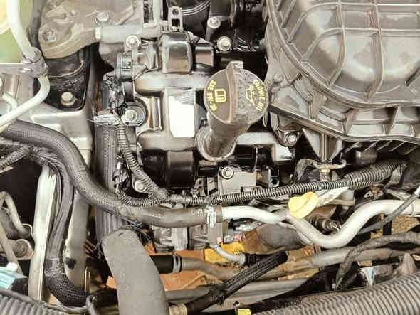 السلام عليكم جورني موديل12 طابه كلين اخوتي اوتاج راسي راح اكتب كل تفاصيله علمود ما اتفاشل وياكم بلاظافة للسونار الموجود البنيد امبدل بدون حادث لان ماعت الفيشة وحتركت مال البنكة والحاظن فأثر علبنيد وتبدل اوعندك الجاملغ والباب الايمن بيهن بارد اوصبغ اثر دحجه والجاملغ الايسر ايظا اثر دحجه او اي واحد يجي يفحص يلكة غير هاذا الكلام اني خصار( برانكيت ولغود او شواصي مكفولة كير محرك مكفولات كهربائيات كله شغالة بدون نقص والحمد الله مضافله راديتر ثلاث سراوات  اوجهاز ابلوتوث او سستم صوة حساس خلفي عند الرجوع كامره خلفية واصلة اوكاملة بس اجيب شاشة اوتربط علية وبلكات جدد ارضية جلد سياره خير من ألله دشبول طافي والحمد الله ) تخم تاير جديداليوم شديتهن بسمي السيارة مشروع وطني مكاني بلكوت اوبلعافية علياخذهه
*********** السعر 120 اوبيه مجال بسيط للطيبين
