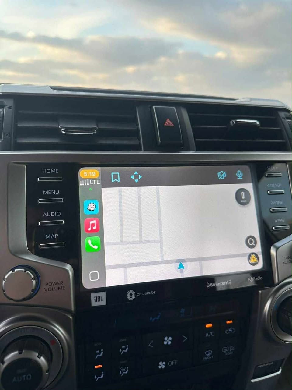 فور رنر لمتد اعلى فئة 2021 رقم اربيل فقط جاملغ امامي بدون ايرباك ولا دواخل 340  قفل


**إذا كنت صاحب هذا الإعلان وتريد حذفه لأي سبب، رجاءا أرسل رسالة إلى الدعم الفني**