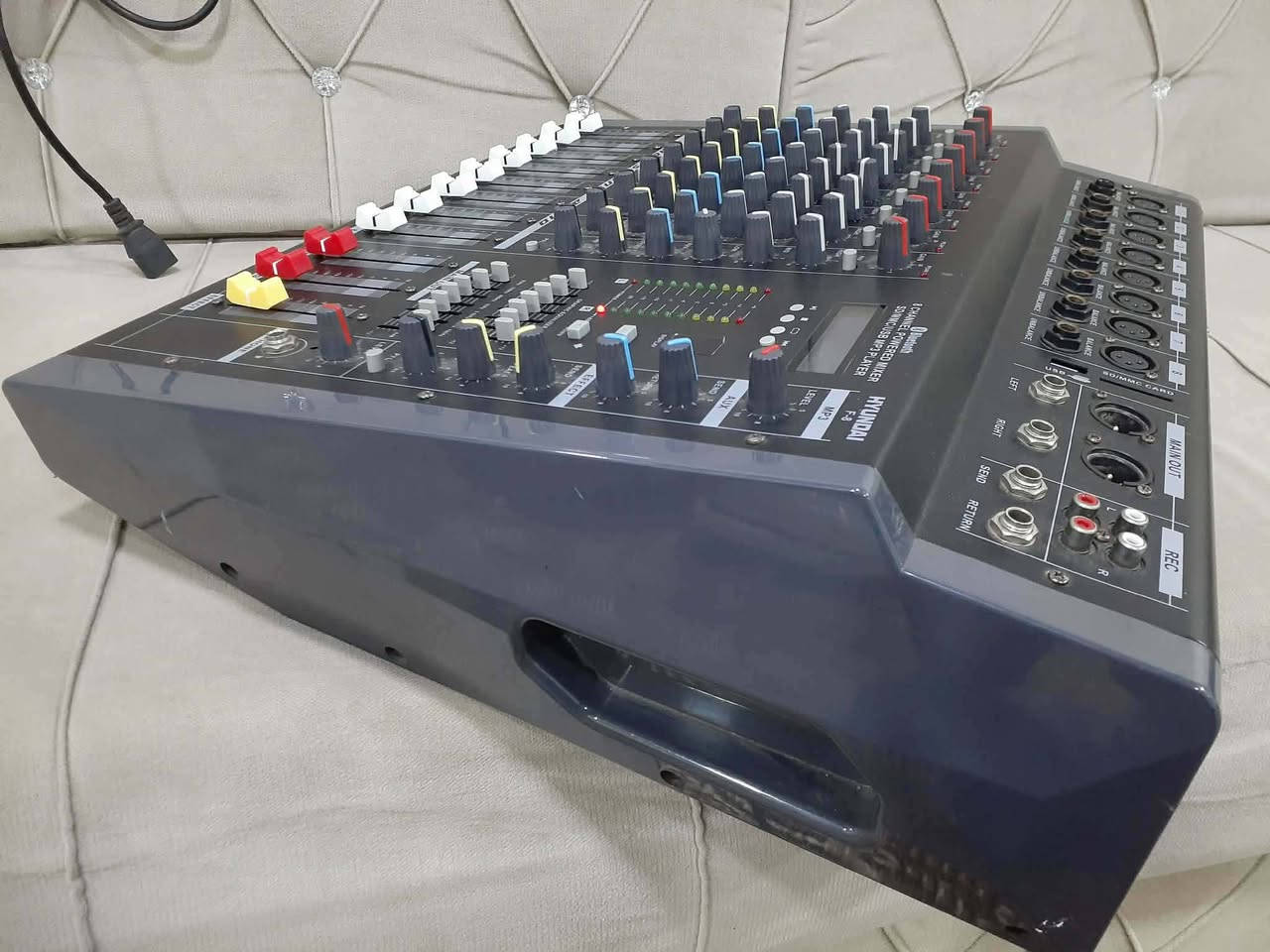 مكسر هونداي للبيع السعر خاص


**إذا كنت صاحب هذا الإعلان وتريد حذفه لأي سبب، رجاءا أرسل رسالة إلى الدعم الفني**