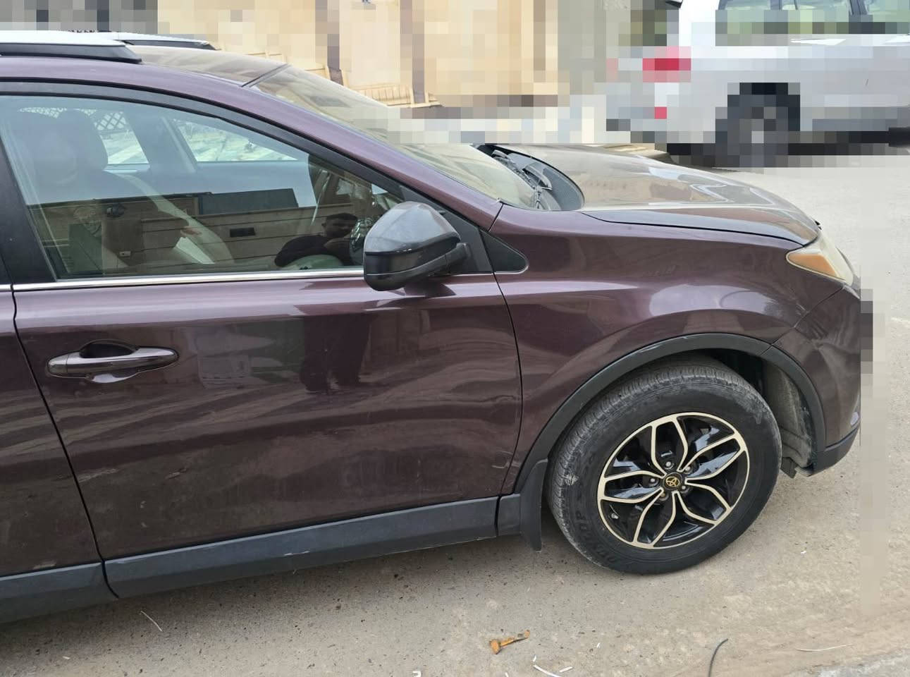 السلام عليكم
راف فور RAV 4 موديل 2017 وارد كندي  
لون باذنجاني 
فئة المواصفات LE 
فور ويل AWD 
نظام نورمال و سبورت و ايكو 
تحكم ستيرن 
صدر جديد 
كير شرط 
محرك شرط 
رقم اربيل 
عداد المسافة 114 الف ميل 
السياره بيها ربع بنيد صبغ و ربع باب الصدر و مقدمة الجامع اليمين و اليسار 
بيها كم شخط 
السعر  142  ورقة و بيها مجال 
موقع السيارة تكريت 
السيارة سنوية جديدة و رقم جديد بأسمي 
الاتصال على الرقم
***********
