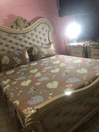 اخشاب عراقي • درجة أولى • بغداد شارع فلسطين