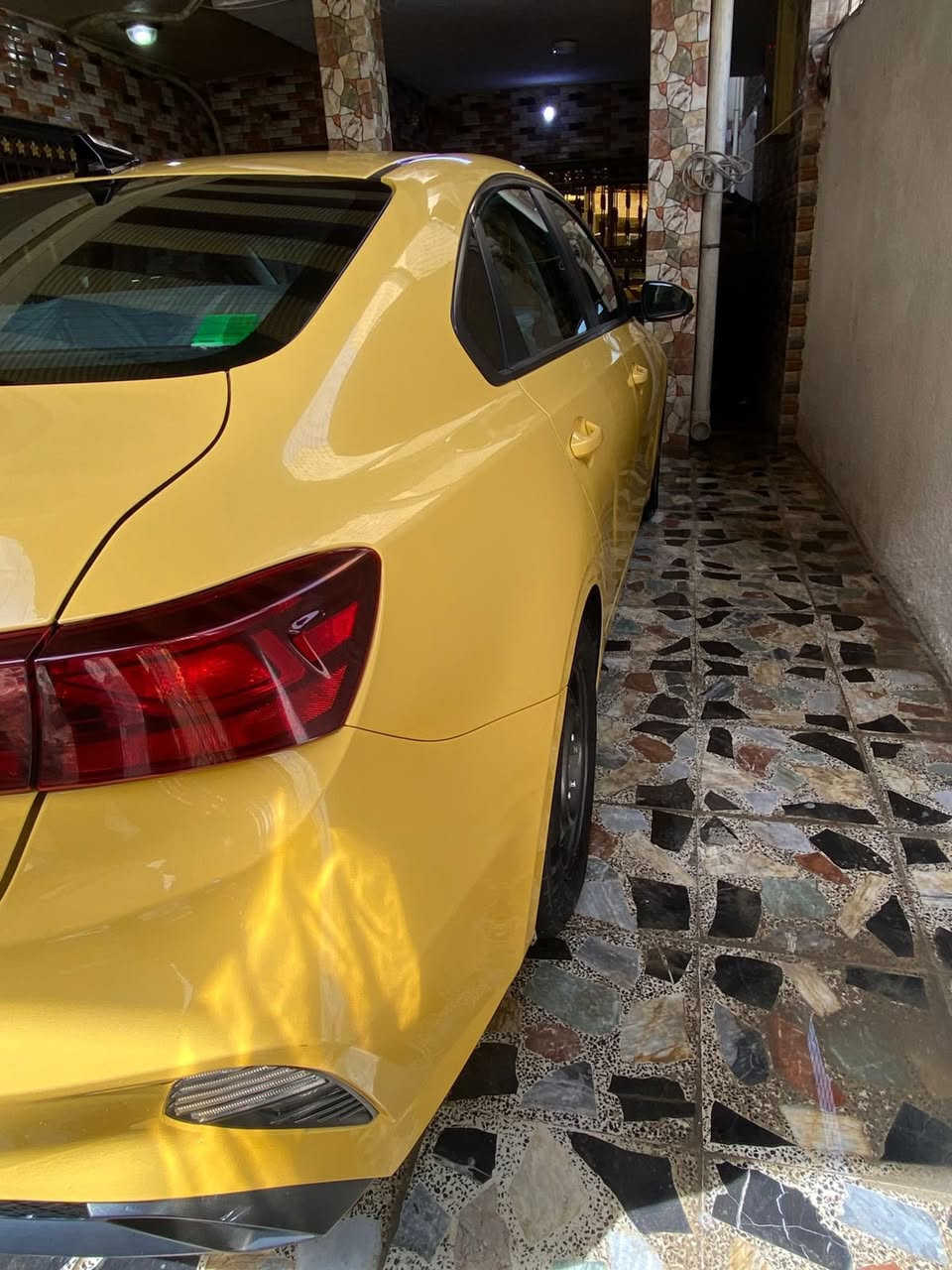 السلام عليكم 
فورتي  2023
كير أي تي
السياره غاز 
الباقي موجود بلسونار 
السعر 128
مكان بغداد فقط ابيع 
للتواصل 
***********
