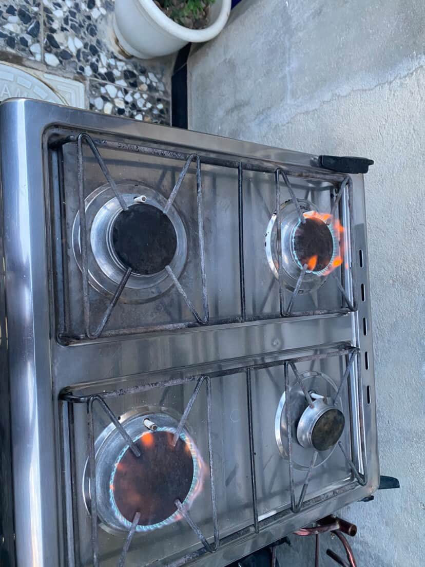 طباخ ٤ عيون فرن شغال وعينين شغاله باقي العين يرادلها شغل بسيط وتشتغل للبيع مكان الدوره اطيني سعر واخذو


**إذا كنت صاحب هذا الإعلان وتريد حذفه لأي سبب، رجاءا أرسل رسالة إلى الدعم الفني**