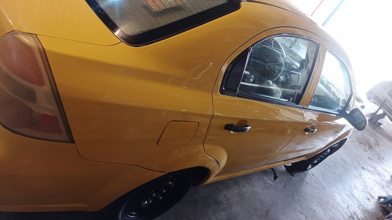 سلام عليكم افيو للبيع أو مراوس حسب القناعه 
موديل 2009 شركه العامه السياره مصبوغه عام أثر جراد بس الدوس معمره مابيهه ضربه مامتواجد عله الفيس بس واتساب رقم الهاتف *********** السعر 45 وبيهه مجال 
العنوان الناصرية السكان الصناعي
