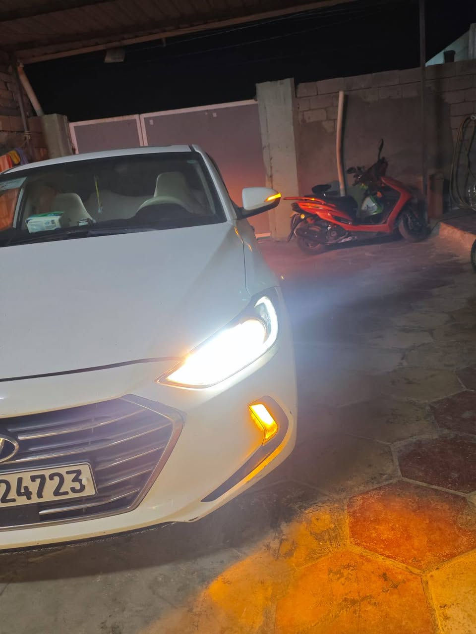 السلام عليكم
النترا موديل 2018 خليجي 

فول مواصفات عدا البصمه فقط 

بيها حادث خلفي ومصلح 

كير اي تي 6نمر نظام سبورت

الشاصي مكفول محرك 2000

جاهزه من جميع النواحي مكان النجف للاستفسار***********

بيع فقط
