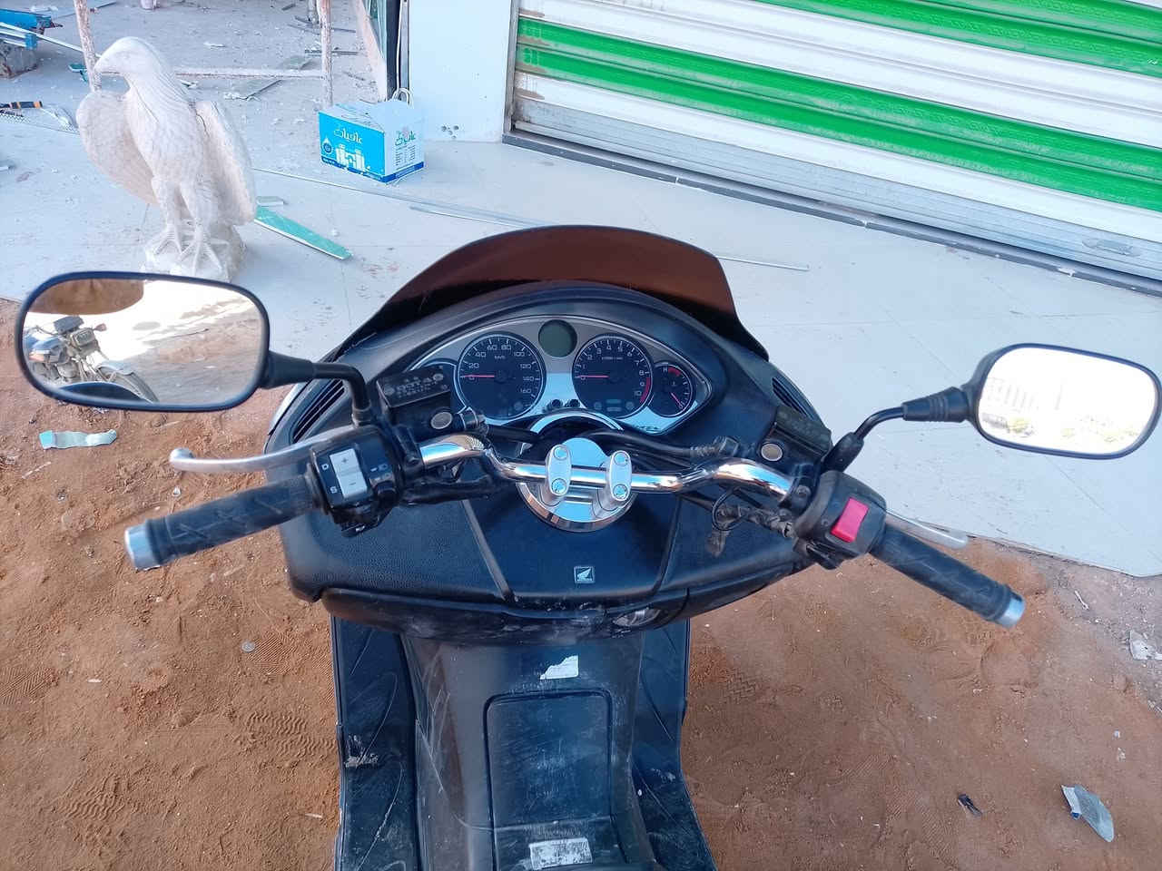 سلام عليكم دراجه فورزه 08 لبيع 
دراجه كامله حساس ستان بصمه 
عميه كير ملغي 
نقوصات بصيطه بيها 
تايرات نضاف كفرات نضافه 75 بل ميه
سعر 800الف وبيها مجال لتصال 
*********** عنوان بابل القاسم 
حماوه ثابته على نص مكينه ناعمه تخبل
