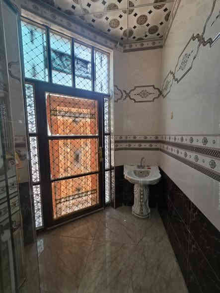 لمن يبحثون عن الفخامة..تصاميم عصرية وأنيقة..وبأسعار منافسة
نقدم لكم الأفضل  التميمي للعقار 
#للــــــــــــــــبيع منــــــــــــــزل مــــــــــــــــساحة٢٥٠مــــتر  طـــــابو مــــلك صرف  
بناء حديث
👈👈👈👈👈موقع مميز ⚘️🏡
طابقين                                 للجادين فقط 👋             
غرفة نوم عدد ٢طابق الأرضي 
غرفة نوم عدد ٢طابق الثاني  مع سويت 
صالة كبيره 
إستقبال 
مطبخ            ابراهيم التميمي 
وصحيات داخليه وخارجية 
مع كراج للسيارة 
خدمات ١٠٠%
العنوان الدار صلاح الدين قضاء بلد حي الامام او المعروف جمعية الإمام  خلف كوفي هيل وليل
الأتصال أو الاستفسار 
***********. ابراهيم التميمي 
أو مراجعة مكتب التميمي للعقار العنوان صلاح الدين قضاء بلد شارع سيد محمد ع قرب مجمع البركات
"""""""""""""""""""""""""""""""""""""""""
#الشركة__التميمي للعقار _للمقاولات_والإستثمار_العقاري
