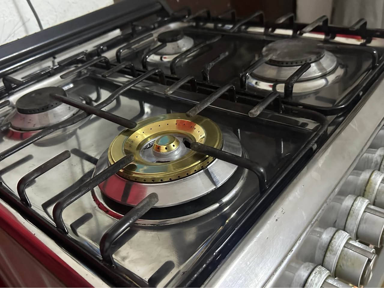 معرض الأخوين بأدارة حيدر وعمر

الثقه عنواننا ✅

عرض خاص وحلو ورخيص بلاش ماتلكه هيج سعر☺️

طباخ   مصري مال بيت مستعمل 5 اشهر نظام بوري الكهرباء  شغال كلوب فرن وماطور شوي مال دجاجه  مستعمل حيل نضيف اخو الجديد   الضمان ولامان غني عن التعريف شرط الشغل ونار مال شركه قويه وزرقاء✅ الفرن شغال ونظام خطين  وناره قويه وزرقاء  ✅ وبي ضمان لمدة ثلاث اشهر لاتستلم الطباخ اذا مابي وصل ضمان 

ضمان حقيقي  سعره125 الف وبي مجال قليل بالسعر  وتوصيل مجاني داخل الموصل ✅

✅

للتواصل ع الرقم ***********

ملاحظه كل تفاصيل الطباخ مذكوره بالمنشور 

سارع بالحجز والطباخ يوصل باب بيتك ✅

شرط الفحص ع الغاز ✅ موصل, نينوى
