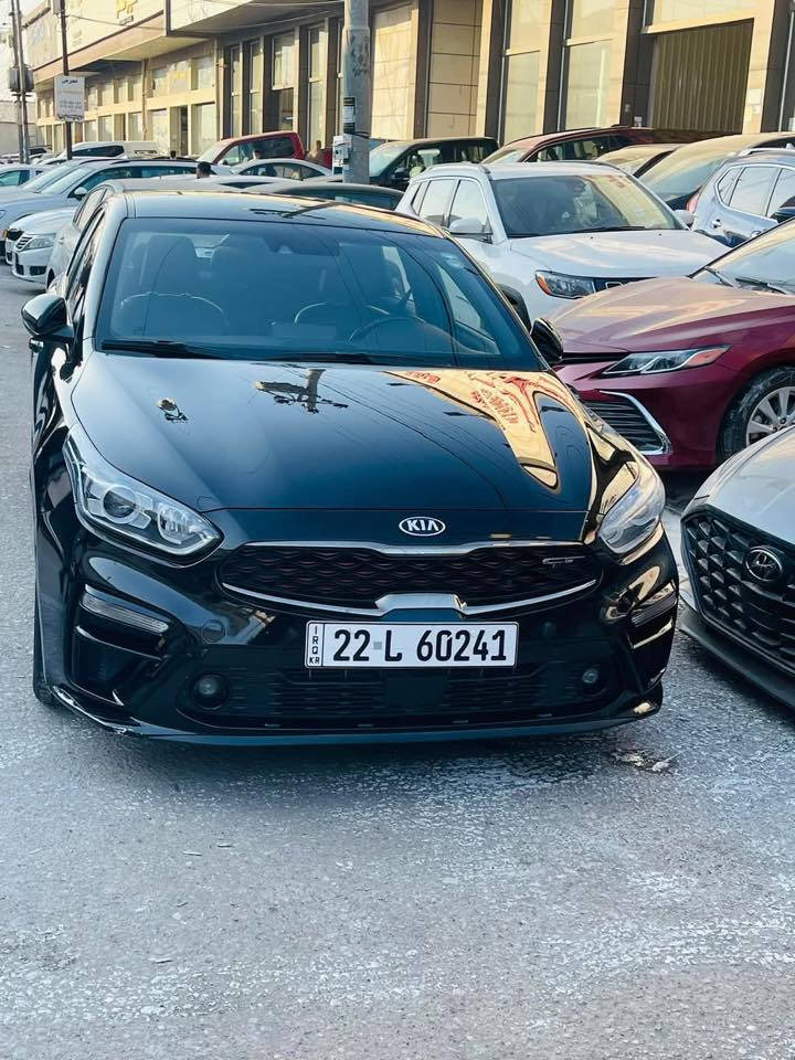 كيا سيراتو، k3 gt 2020
محرك 1.6 توربو 
گير الماني DCT  رياضي
رادار امامي 
رادار خلفي
مثبت سرعه
تحديد مسار
توقف ذاتي عند الاقتراب
وبقيه المواصفات معروفه
***********
