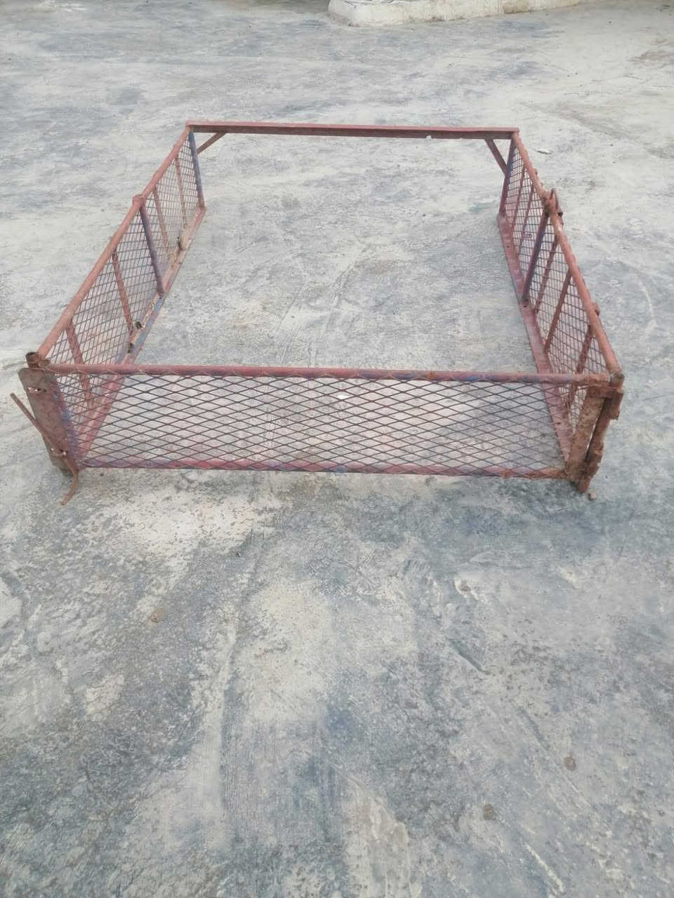 محجر ستوته نضيف وشرط سعر 60وبيه مجال رتفاعه 40مكان دوانيه سدير رقم تليفون ***********
