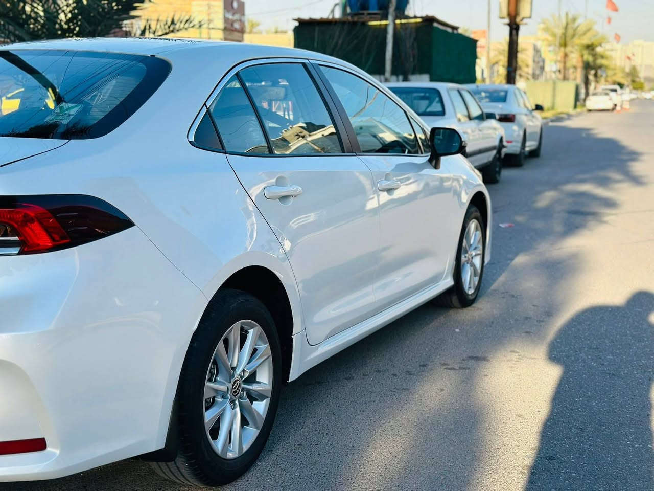 تويوتا كورلا 2023 خليجي
🔥🔥🔺🔺🔥🔥
SAS ساز
فول مواصفات 1/1  GLI حجم المحرك 1800 بانزين
دخول ذكي بصمة تشغيل بصمة 
فتحة سقف سلايت  
شاشة ديجيتل  
تبريد قطعتين 
بك لايتات لد 
كشاف لايت لد 
مرآة داخلية عاكسة 
شاحن واير ليس
وبيها هواي مواصفات بعد
رقم اربيل  دولي السيارة ماشية  2️⃣8️⃣🎌
مكاني بغداد المحمودية 

رقم صاحبها
*********** ✔️
السعر 183 💲
