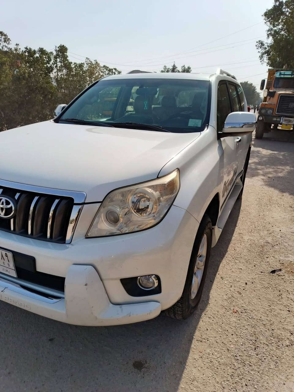 سلام عليكم 
برادو 2013 كويتي شرط ( اخت الزيرو ) بعدهه بوضع الشركه 

السياره جديده لوك شرط كلهه شركه بعدهه بوضع الزيرو جديد 

المواصفات فول ١/١ كويتي معروف الساير  السبير والعده مامستخدمات زيرو جديد بشكل مكفوله من الصبغ والبارد ومن كلشي حته مكفوله حته البلاستك كفاله محرك كير صدر تخم تاير بعده كله جديد  ونعومته خير من الله  وعل فحص عل شرط استخدام شخص  الموصفات كويتي فول 

فتحه سلايت 

بصمه 

١٠ ايرباك 

دبل تانكي 

هوك خلفي 

مري شفط وترحيب

فول تحكم استيرن 

كروز سرعه 

داخل صاج ملكي 

دركه صاج 

كشنات جلد وبعدهن بنايلون الشركه وال ٧ راكب بعده مامفتوح 

سبير معلك 

محرك 6 سلندر 4000

دفع رباعي 4x4 

7 راكب 

السياره جديده وبل عافيه عل ياخذهه 

مكان السياره بغداد 

رقم بغداد 

رقمي ***********
