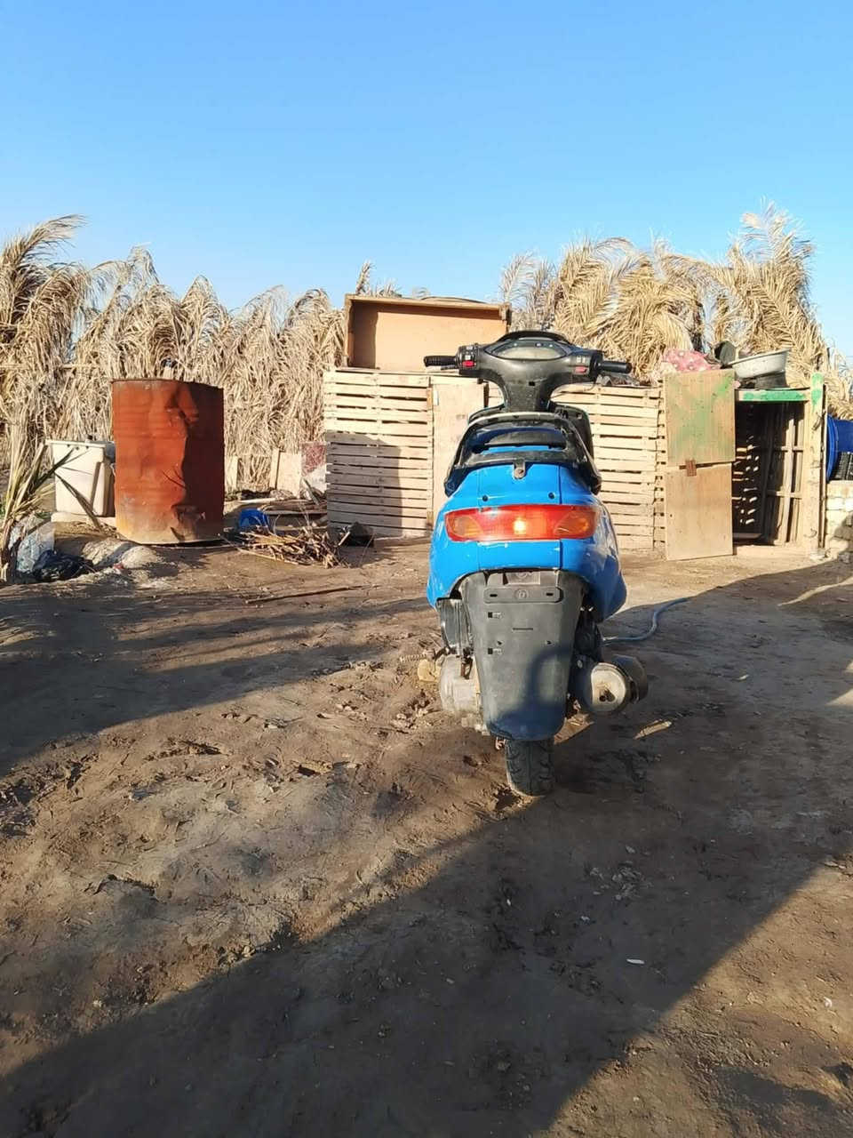 سلام عليكم دراجه لبيع مابيه اي نقص بس سلف مكاني ديوانيه الحمزه الشرقي سعره 250 وبيه مجال لشراي مكلف بنشر رقم راعيه *********** اتصل
