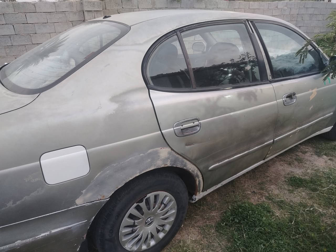 السلام عليكم
سياره دايو لكنزه
موديل ٢٠٠٠
محرك ٢٠٠٠
سنوية ٢٠٣١ كير عادي
السياره خير من الله
رقم ***********
