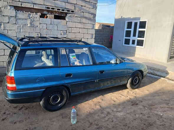 سيارة استيشن استرة موديل 92 كابون بانزين بسمي مشروع وطني تحويل صبق عام جماليه يرهم امراوس كولف ***********
