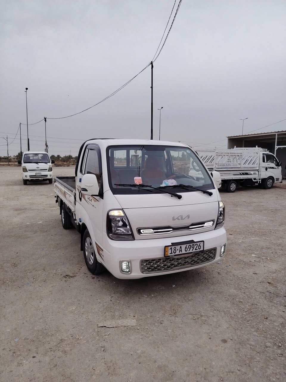 السلام عليكم كية موديل ٢٠٢٤ ماشية ٣٩ كفاله عامه السعر ١٦٣ بيهه مجال حق الجيه السيارة ما اذب عليهه الف تيرات جدد السياره جديدة مال جناي رقم بابل مداور ثاني يوم الشراي يتصل ***********
