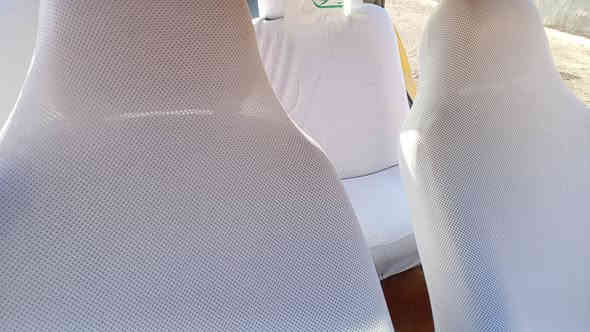 بسم الله.
كوين 2010
كير مكينة كولف شرط 
شرط الوكاله من.. الوكيل.. 
هورن بوش شاشا دي جي حجم كبير. السياره جاهزه 
السعر 18ورقة.. 
***********
***********
