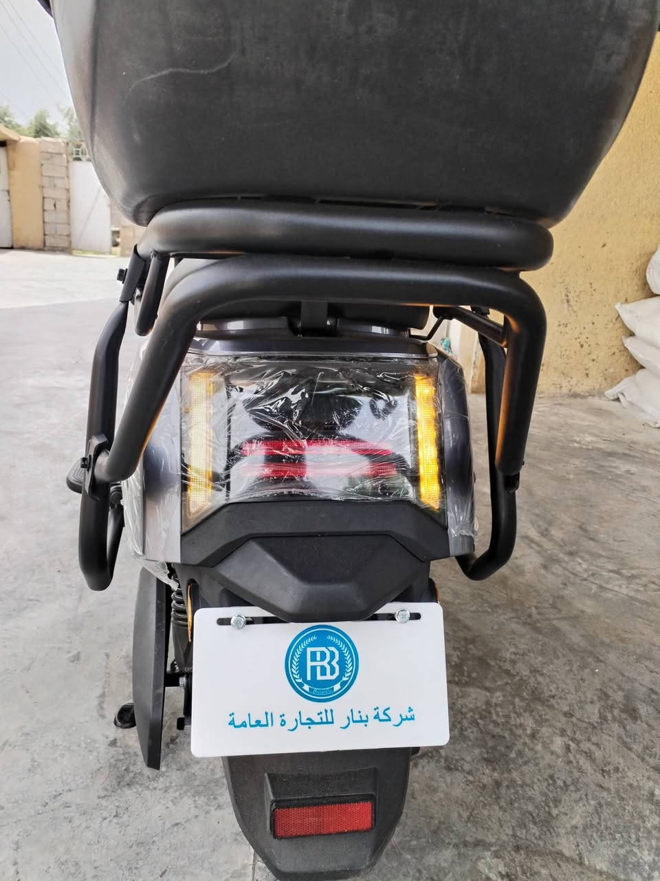 دراجه شحن زيرو جديد
مو مستخدم
بطاريات 6
3نضمات تشغيل
تمشيك 80كيلو بل شحنه الوحده
دراجه هواي موصفات بيهه
كشن طبي درجه أوله
بك بيهه
سرعه 120
سعر 850
***********
*********** مكان تاجي منشأ نصر
