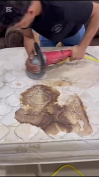 معنا يتم ازالة اصعب البقع  لاتتردد واتصل بنا للحجز عبر الارقام‏📞 ‭0750...