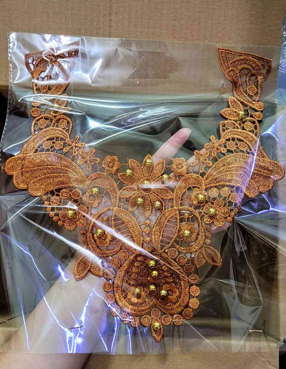 (كرتونة ب ١٥ الف مع التوصيل)
26 قطعة لوازم خياطة
واتساب ***********
يجي بالكرتونة كل القطع الي بالصور
توصيل لكل العراق
