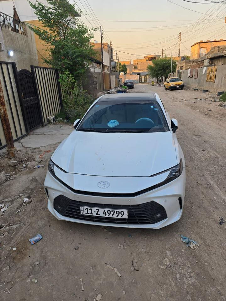 كامري هايبرد مديل ٢٠٢٥ فول واحد على واحد بنورامة على طول قمارة ياباني اصلي مغلفة بيبي اف وكالة عبد لطيف جميل سيارة على وضع شركة ماشية ١٦٠٠٠ الف يعني زيرو سعر ٤٢ مليون رقمي ***********
