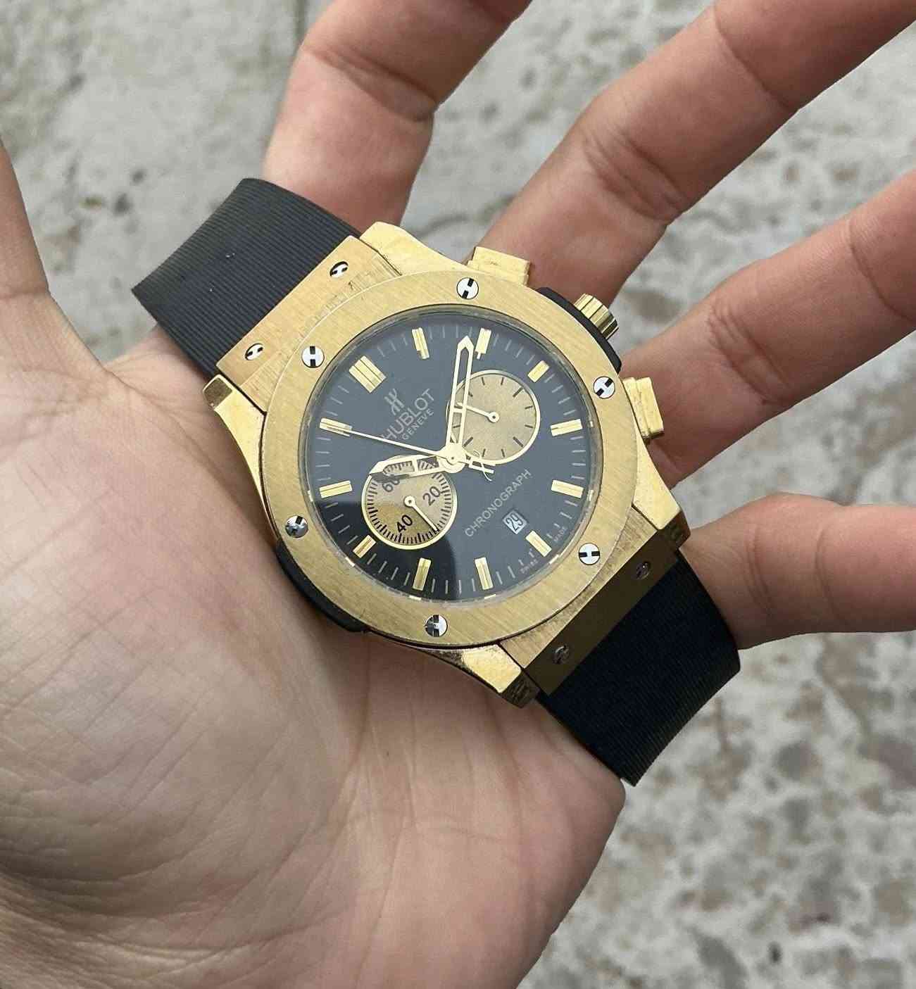 السلام عليكم ساعة هوبلوت ستوب واتش
كرونوغراف سناتر
نظافة ممتازة
ستانلس ستيل
قطر 42. 43
نافذة للتاريخ
بلادية
85 الف


**إذا كنت صاحب هذا الإعلان وتريد حذفه لأي سبب، رجاءا أرسل رسالة إلى الدعم الفني**