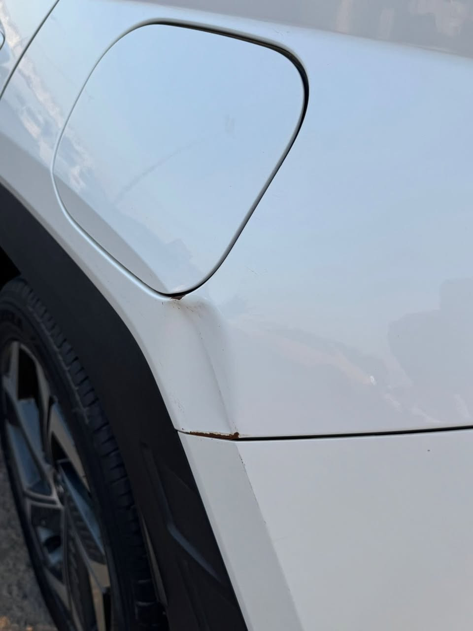 السلام عليكم
السلام عليكم
توسان موديل 2022
وارد خليجي ماشيه ٨٨ الف  
رقم بغداد باسمي

محرك 2000
فول عدى البناوراما
كشنات جلد وكراسي امامية تحكم كهرباء
بصمة
تشغيل عن بعد
نظام اوتو هولد
حساسات امامية خلفية
سايد بريك بصمة
مري طي اوتو
ترحيب عند ألاقتراب
وبقية المواصفات معروفة

بيها طخة بسيطة جاملغ خلفي بعده ع وضعة بدون تصليح موضحة بالضور 
وشوية تلحيضات 

السعر 203$  وبي مجال
للاستفسار واتس ع الرقم ***********
