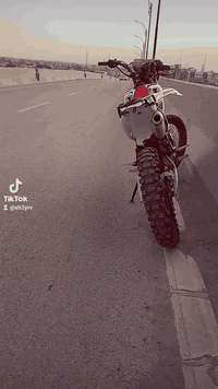 السلام عليكم قفازCRXمكينه 350ccموديل 2025كفاله مكان الدراجه بابل ***********
