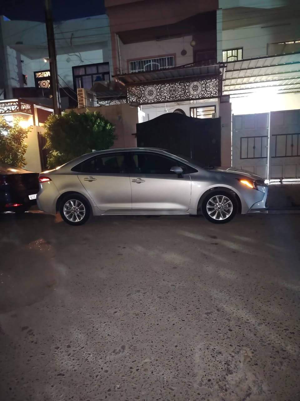 سياره كورلا للبيع موديل ٢٢ ماشيه ٤٩ سياره بدون قطره صبغ قطعه واحد بدل بلادي قبخ صندوك سياره بصمه تشغيل عن بعد بيه شبرين بارد فقط سعرها ١٦٧ بيه مجال ***********
