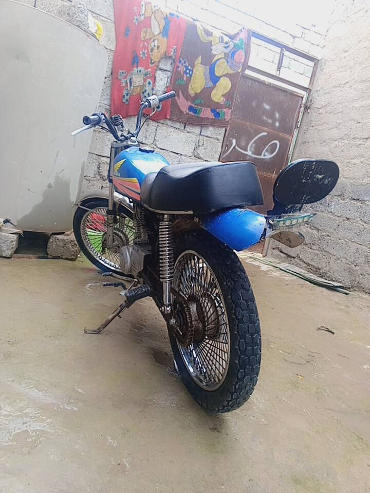 ماطور له بيع مكينه شرط بارت خمس تسعات السعر 350رقم ***********
