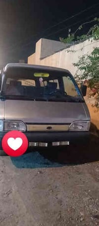 كيا بس للبيع موديل 94 جاهزه من كل شيء رقم بغداد مشروع وطني السعر 30 وب...