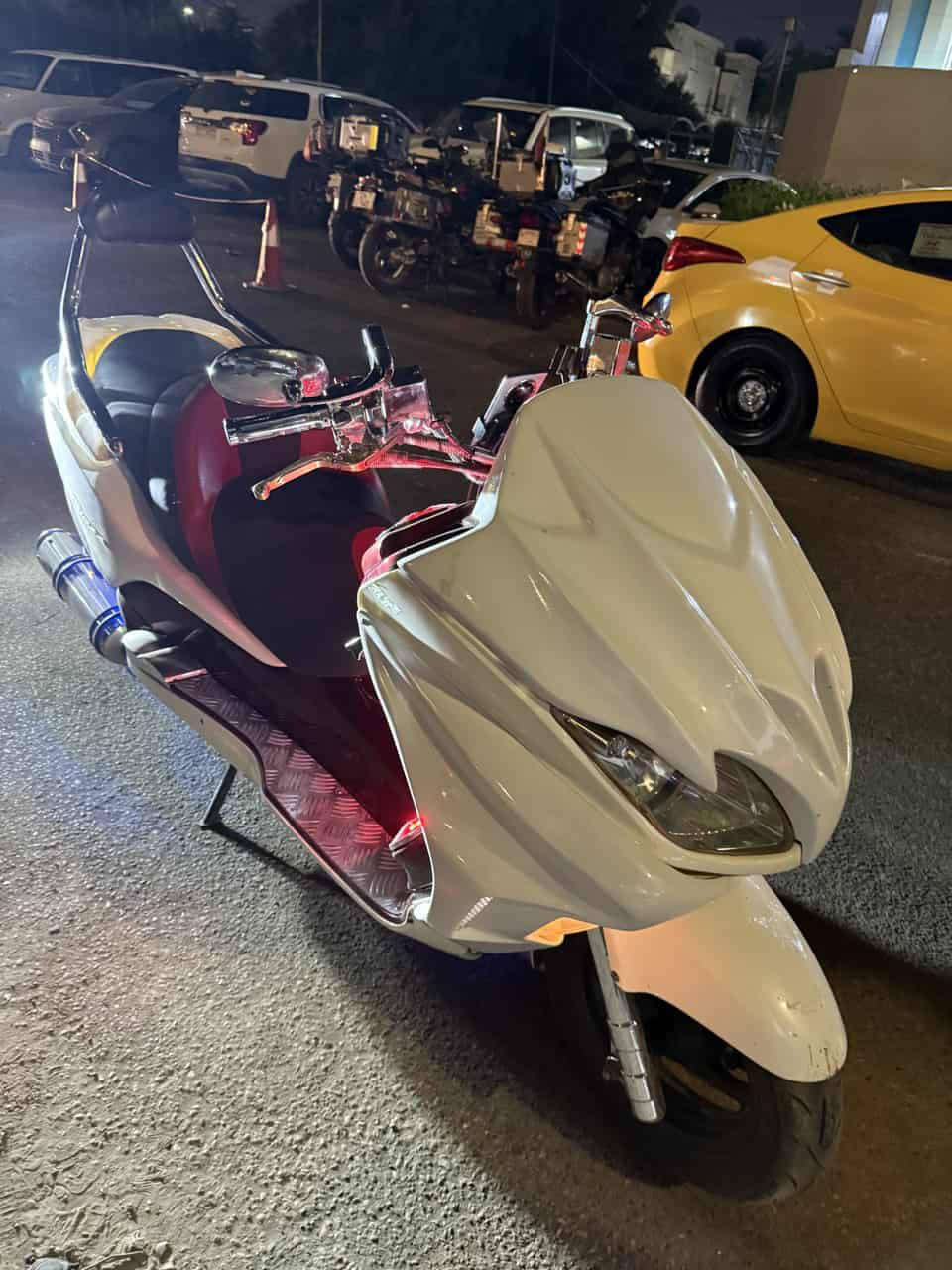 للبيع فورزه0/8 فول مواصفات مزوده تزويد كامل عليها سستم نيكلات
3تحويلات سته كير مكفوله كفاله عامه
محرك خير من الله كهربائيات كلها شغاله 
عنواني بغداد البلديات ***********
سعرها مليون و400 وبيها مجال للطيبين
