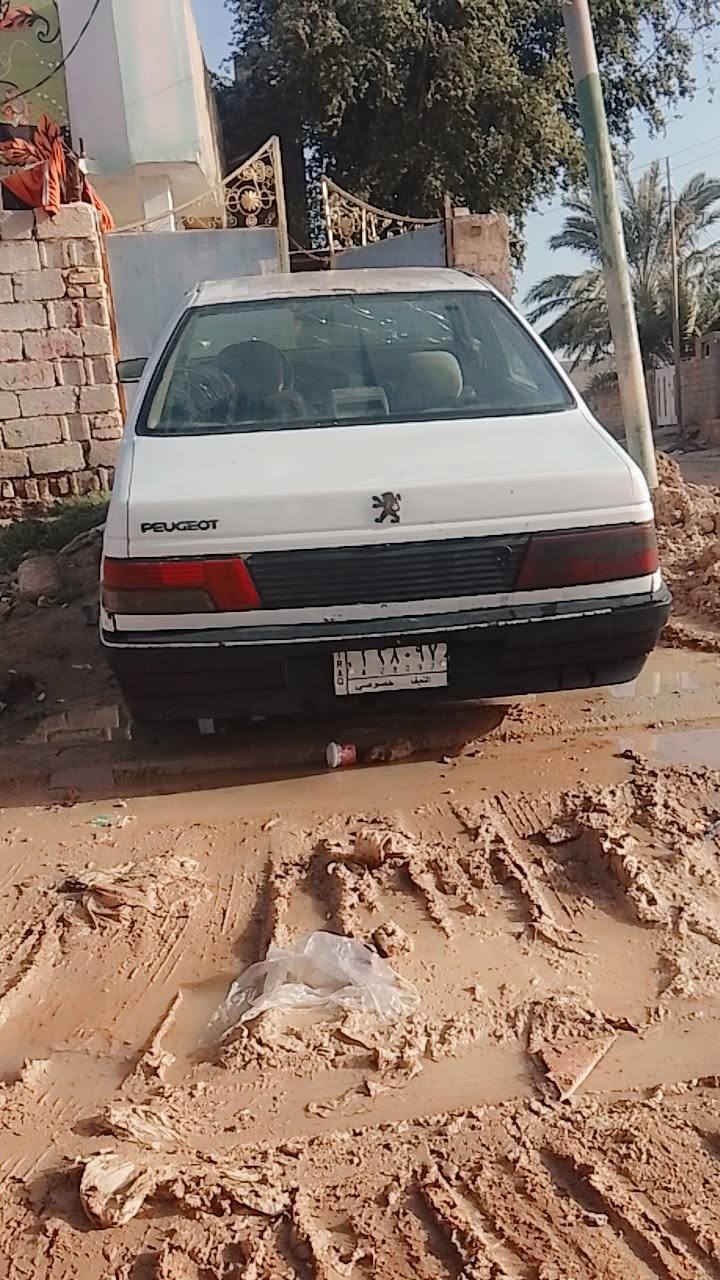 السلام عليكم للبيع بيجو رواى موديل 9سياره جاهزه كير مكينه اكسن شرط شواصي المايه معمره كهربائيات كلها شغاله السياره خير من الله راعيها موجود يريد تحويل رقم نجف تخم تاير باتري جديد السعر 16وبيها مجال المكان ديالى الستفسار ***********واتساب
